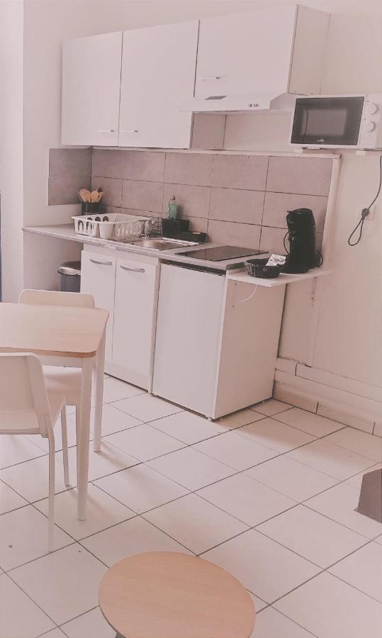 Appartement Cosy En Centre Centre-Ville . . . Ним Экстерьер фото